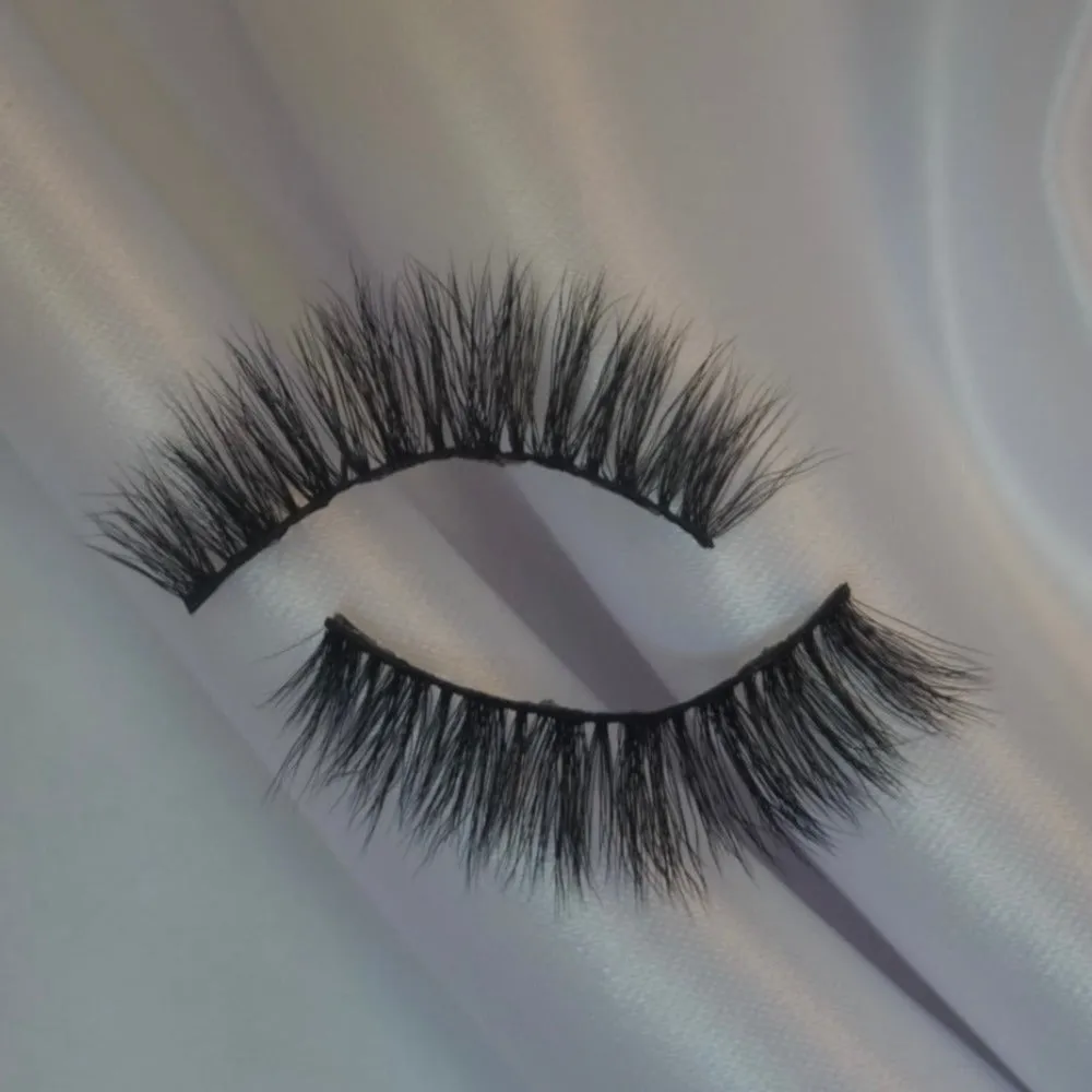 Bombshell Beauty Cosmetics - Luxury Lashes