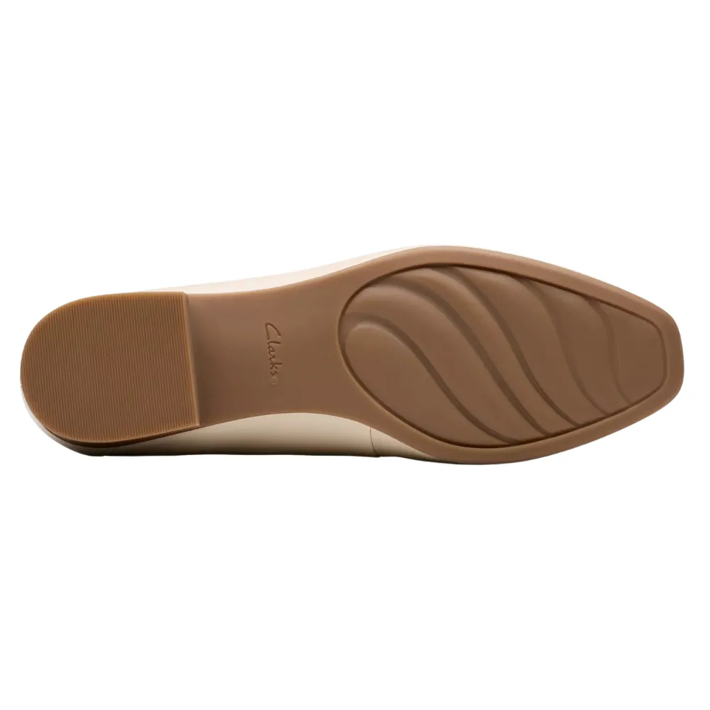 Clarks Krystine Lily Cream Leather Loafer (Women's)