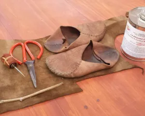 DIY Soles and Leather Balm / PDF Tutorial of How To Care For and Repair Leather Moccasins