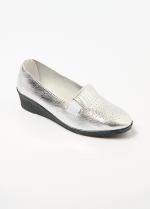 Elasticated leather wedge loafers, comfort width