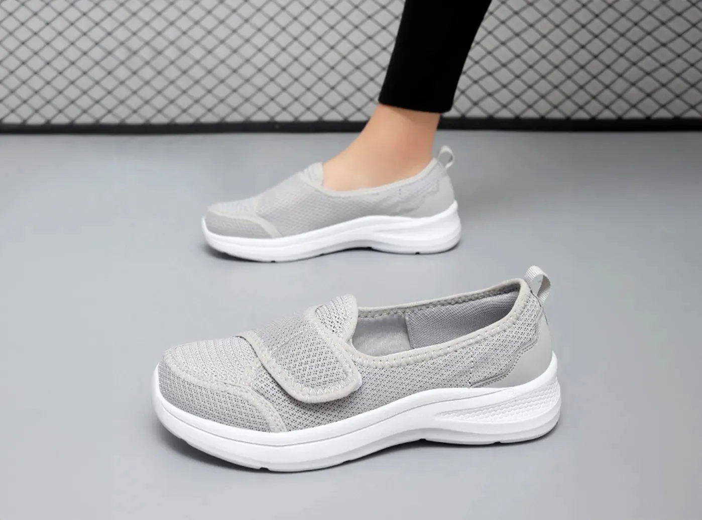 FitVille Women's Adjustable Loafers V1