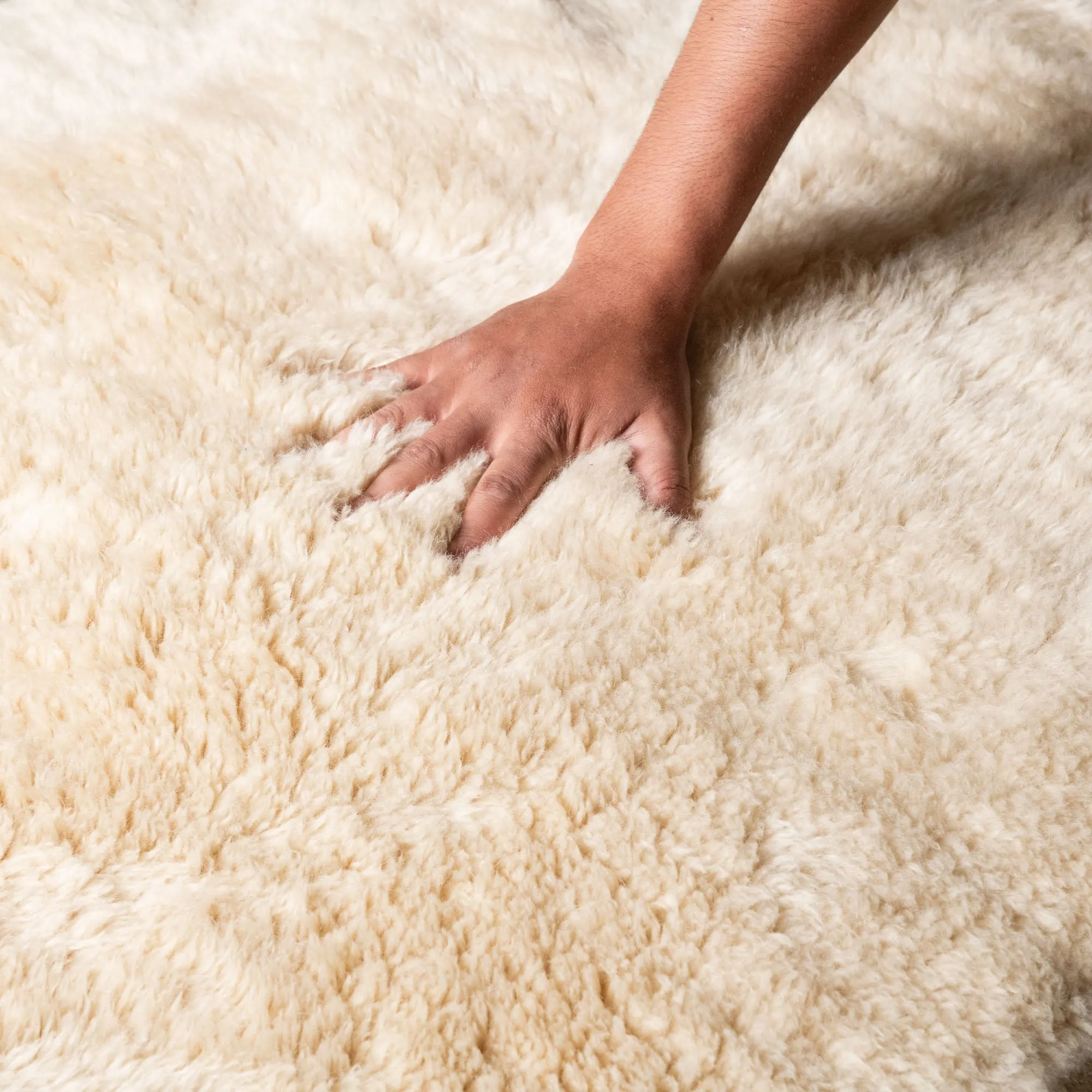 Glow Round - Luxury Shag Moroccan Rug