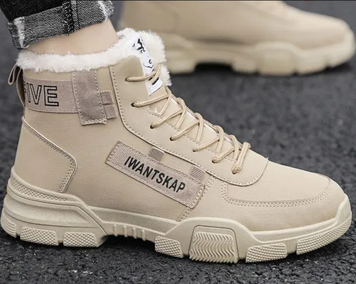 Ivantskap | sturdy fur boots