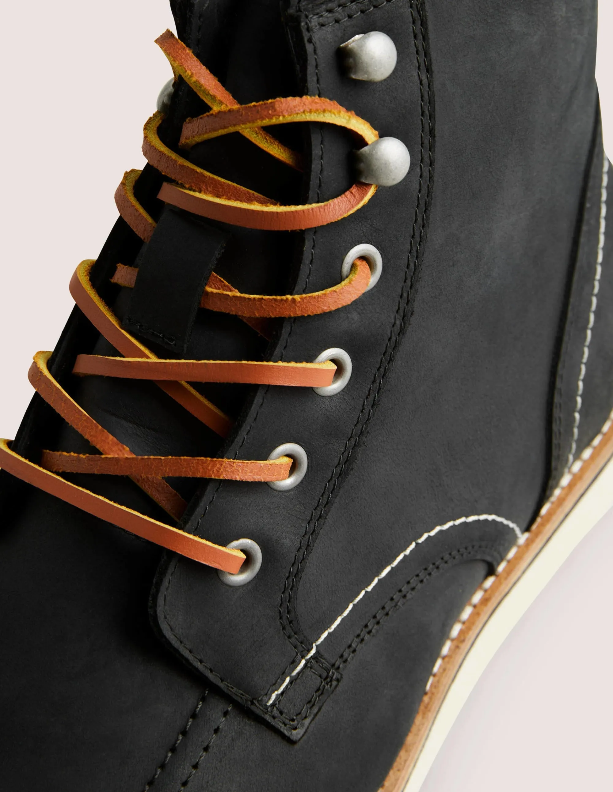 Leather Chukka Boots-Black