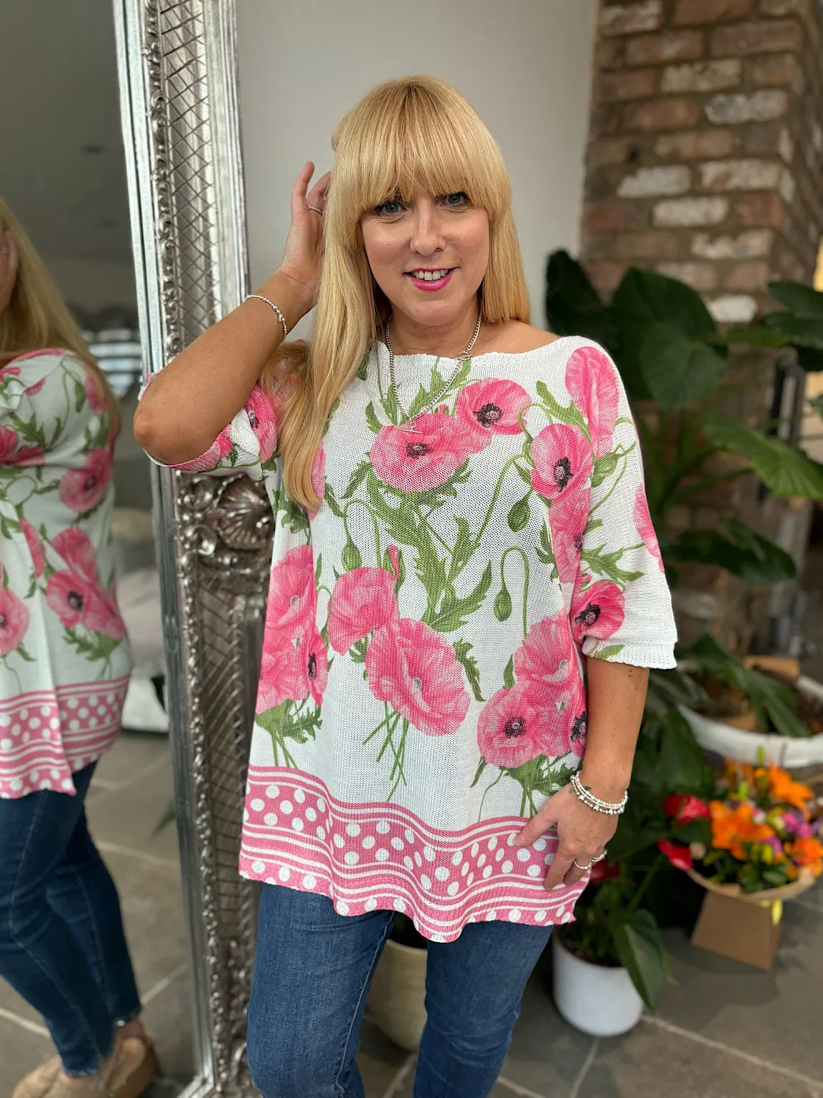 Lipstick Poppy Knit Top Wendy