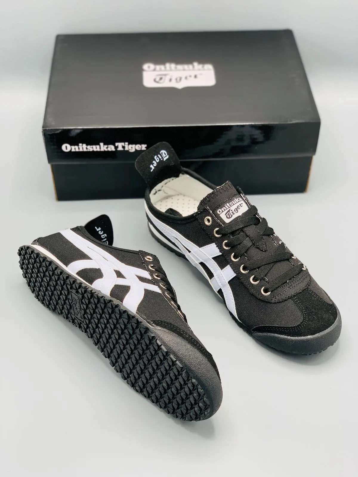 Onitsuka Tiger Mexico 66