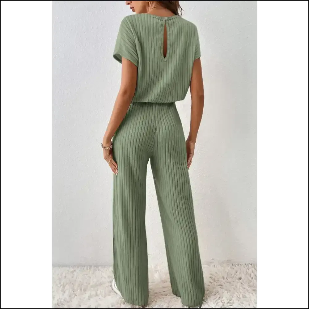 Rose Red Ribbed Jumpsuit: Dangerously Diva-licious 🔥