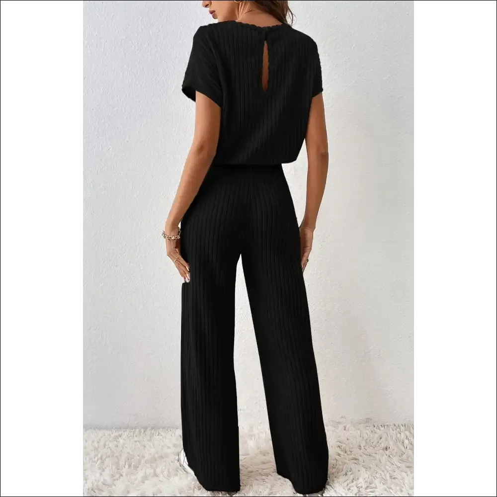 Rose Red Ribbed Jumpsuit: Dangerously Diva-licious 🔥