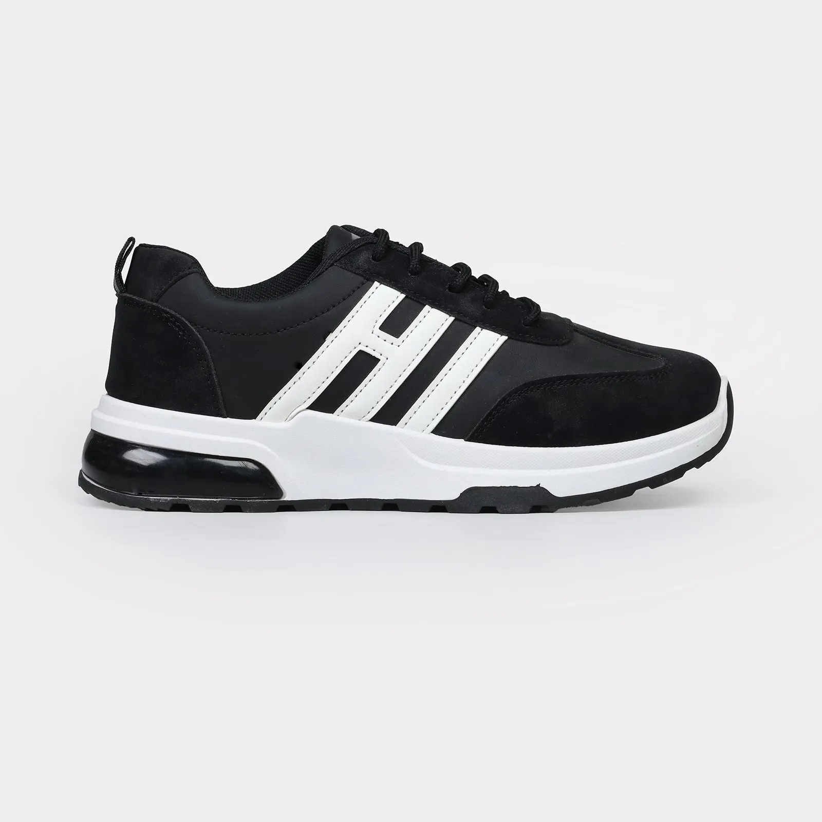 Women's casual sneakers