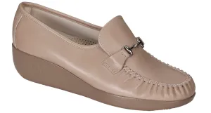 Women's Magical Slip On Loafer in Crema
